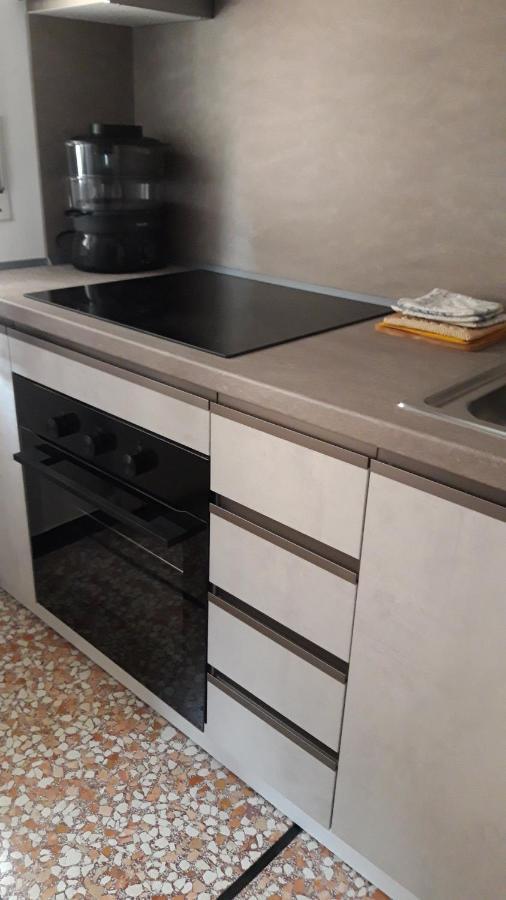 A Casa Di Anna Daire Finale Ligure Dış mekan fotoğraf